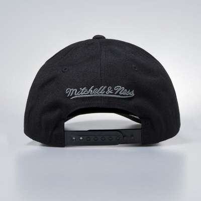 Czapka Mitchell & Ness snapbeck Chicago Bulls black Thirteens
