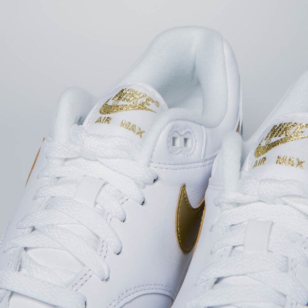 Sneakers buty Nike Air Max 90/1 white/metalic gold-black (AJ7695-102)