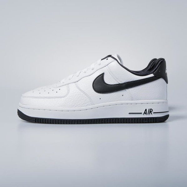 Sneakers buty Nike WMNS Air Force 1 '07 SE white / black - white - black AA0287-100