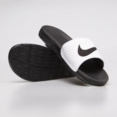 Klapki Nike Benassi Solarsoft white / black (705474-100)