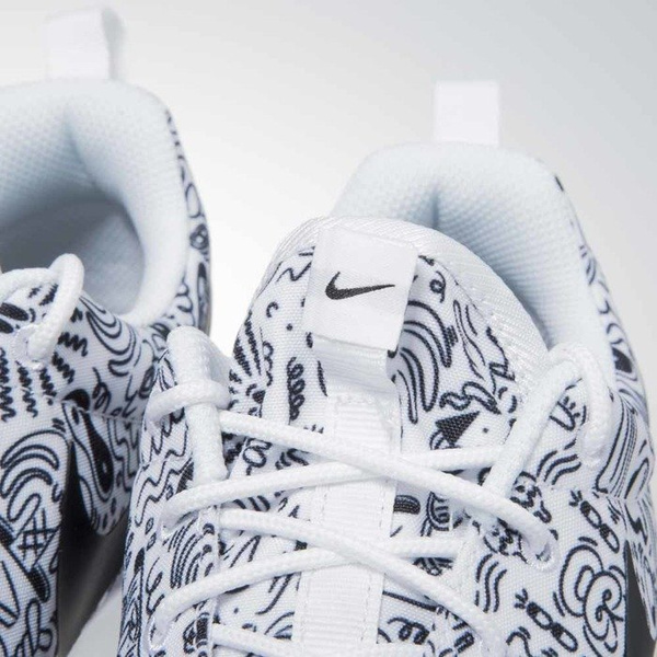 Sneakers buty Nike WMNS Roshe One Print Prem white / black (749986-100)