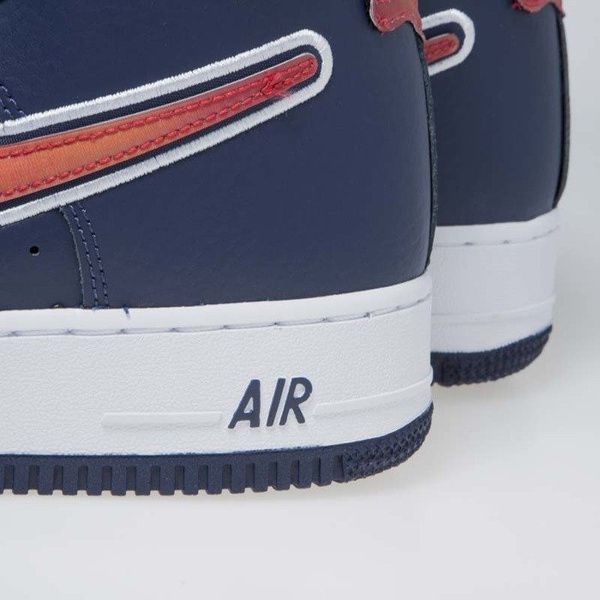 Sneakers buty Nike Air Force 1 High '07 LV8 Sport midnight navy/university red (AV3938-400)