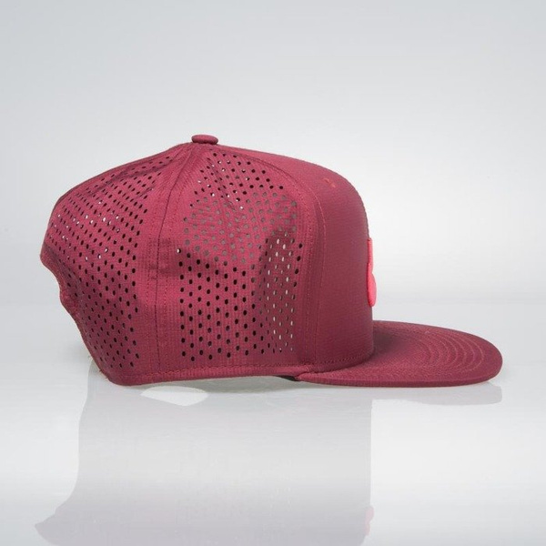 Nike SB czapka snapback Performance Trucker burgundy (629243-677)