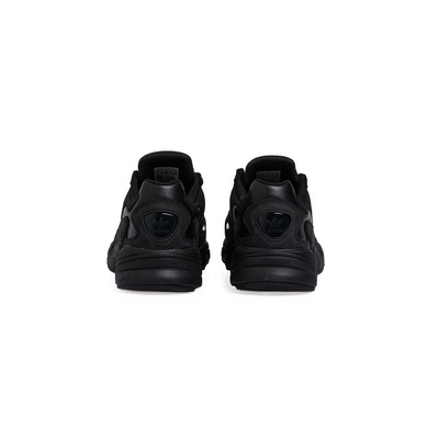 Sneakers WMNS Adidas Originals Falcon W core black / grey five (G26880)