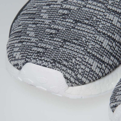 Sneakers buty Adidas Originals WMNS NMD_R1 utility black / footwear white / medium grey BY3035