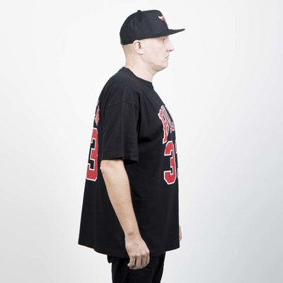 Mitchell & Ness T-shirt Chicago Bulls #33 Scottie Pippen black Name & Number Traditional