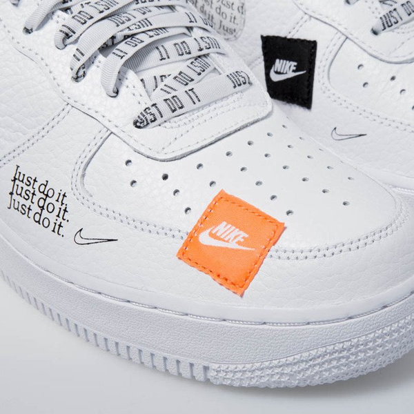 Sneakers buty Nike Air Force 1 '07 PRM JDI white-black-total orange (AR7719-100)