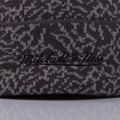 Mitchell & Ness beanie Brooklyn Nets grey Cracked Pattern KL79Z