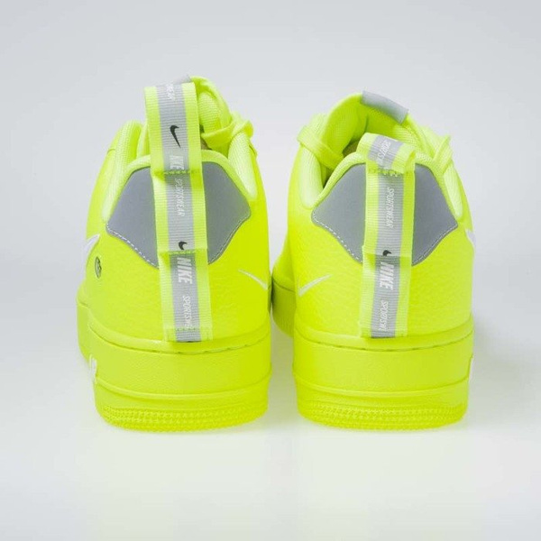 Sneakers buty Nike Air Force 1 '07 LV8 Untility volt / white-black-wolf grey (AJ7747-700)