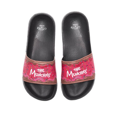 Klapki Cayler & Sons C&S WL MUNCHIES SANDALS black / multicolor 