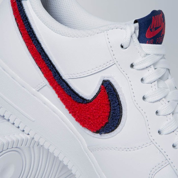 Sneakers buty Nike Air Force 1 '07 LV8 white/university red-blue void (823511-106)