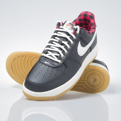 Nike Air Force 1 '07 LV8 black / sail-action red-gum light 718152-015