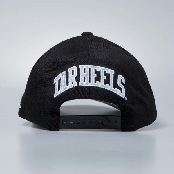 Mitchell & Ness cap snapback North Carolina Tar Heels black Eazy Flexfit 110