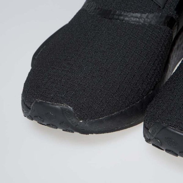 Sneakers buty Adidas Originals NMD_R1 core black / lush red (B37618)