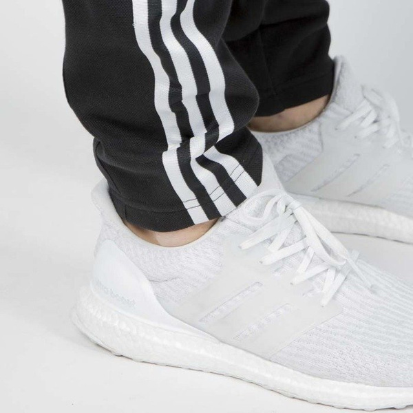 Adidas Originals spodnie dresowe Windsor TP black