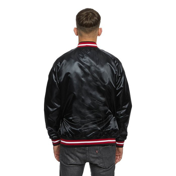 Kurtka Mitchell & Ness Chicago Bulls Jacket black Lightweight Satin Jacket
