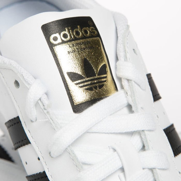 Sneakers buty Adidas Superstar white / black (C77124)