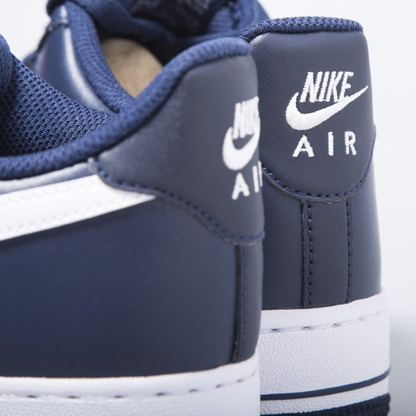 Sneakers buty Nike Air Force 1 '07 Low midnight navy / white (488298-436)