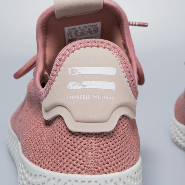 Sneakers buty damskie Adidas Originals Pharrell Williams Tennis HU ash pink / ash pink / chalk white DB2552