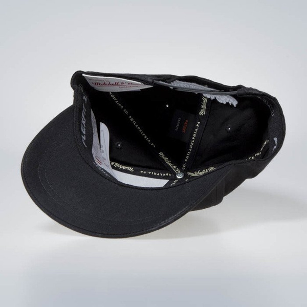 Mitchell & Ness Snapback Cap Own Brand black NBA Biowashed Zig Zag 110 SB