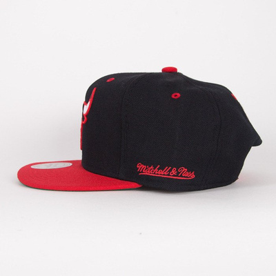 Mitchell & Ness cap Chicago Bulls black / red Flipside 
