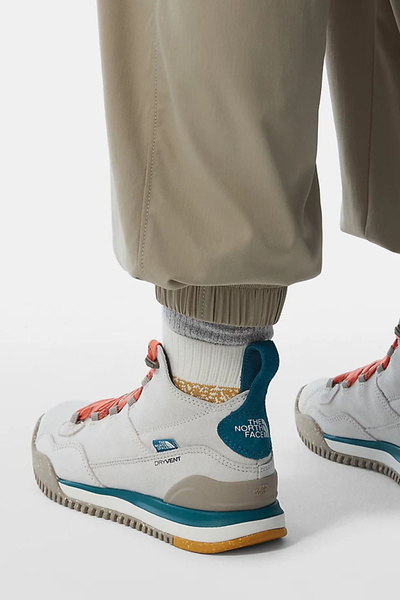 Buty damskie The North Face Women's Back To Berkeley III Sport WP szare (NF0A5G2W32I)