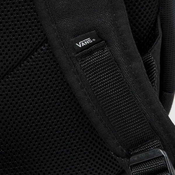 Vans plecak Transient III Skatepack black VN0A2WNXBLK