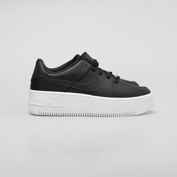 Sneakers buty damskie Nike Air Force 1 Sage Low black / black-white (AR5339-002)