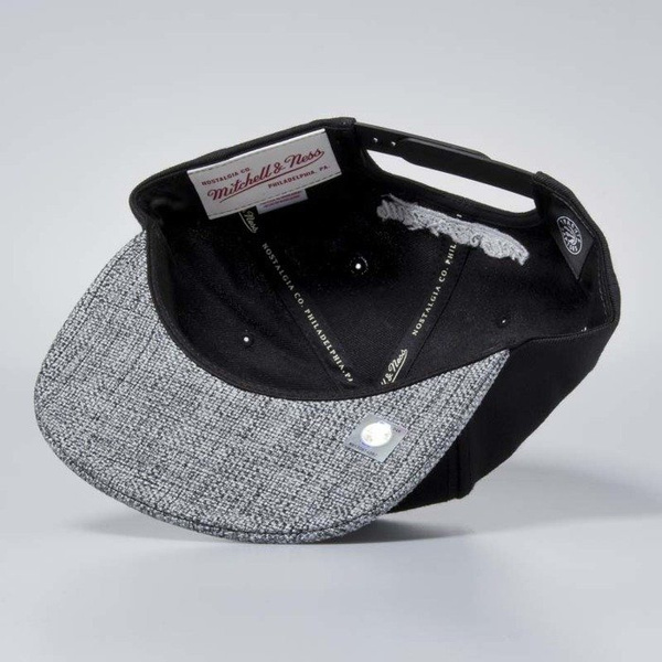 Czapka Mitchell & Ness snapbeck Toronto Raptors black Woven TC