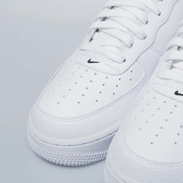 Sneakers buty Nike Air Force 1 '07 LV8 Untility white / white-black-tour yellow (AJ7747-100)