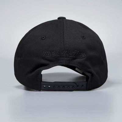 Czapka Mitchell & Ness snapback Boston Celtics black Team Logo Low Pro