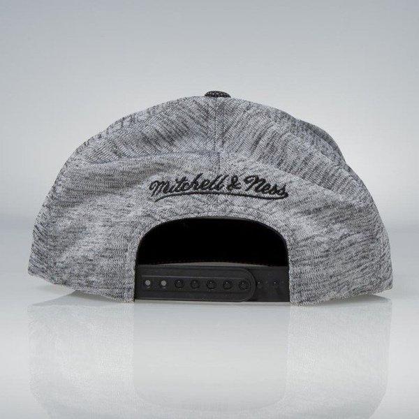Mitchell & Ness snapback Golden State Warriors black Space Knit PU Visor