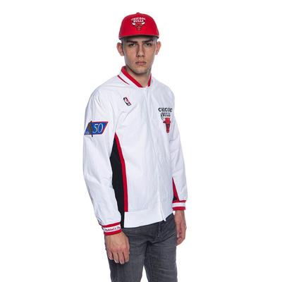 Kurtka Mitchell & Ness Chicago Bulls biała Authentic Warm Up Jacket