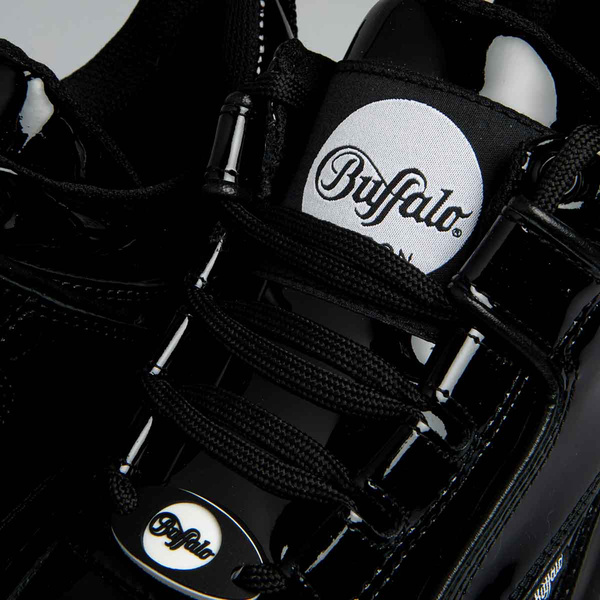 Buty Buffalo London Patent Calf Leather czarne (BN15332341)