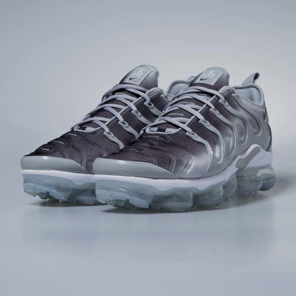 Sneakers Buty Air VaporMax Plus wolf grey/black-white 924453-007