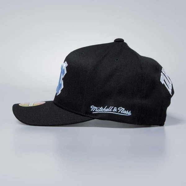 Czapka Mitchell & Ness snapback North Carolina Tar Heels black Eazy Flexfit 110