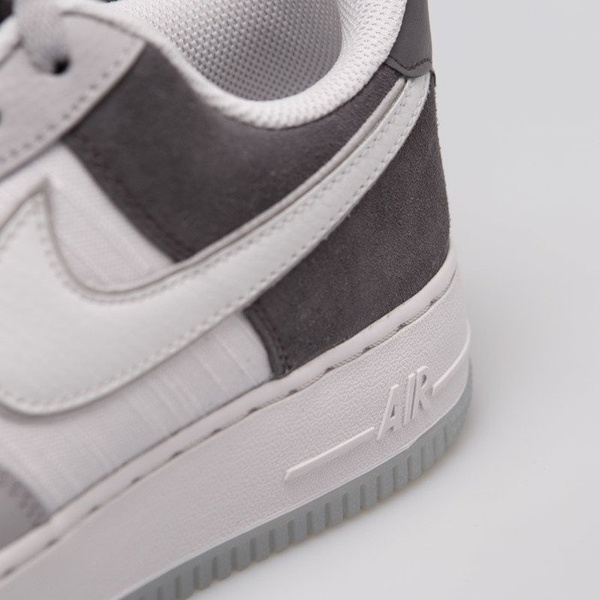 Sneakers buty Nike Air Force 1 '07 LV8 2 atmosphere grey / vast grey (AO2425-001)