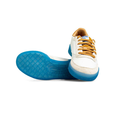 Reebok Classic WMNS Shoes Club C 85 chalk/soft camel/blue (CN3260)