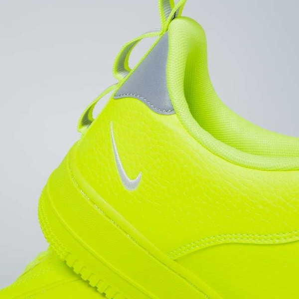 Sneakers buty Nike Air Force 1 '07 LV8 Untility volt / white-black-wolf grey (AJ7747-700)
