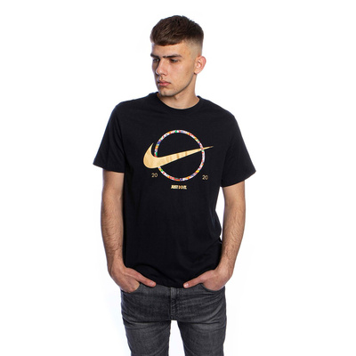 Koszulka Nike NSW Preheat Swoosh Tee czarna