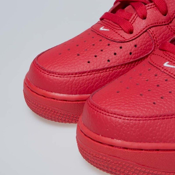 Sneakers buty Nike Air Force 1 Mid '07 LV8 university red / white-black (804609-605)