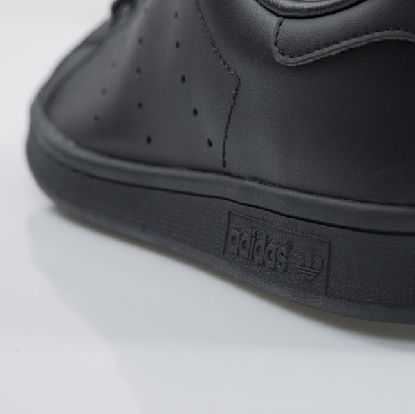 Sneakers buty Adidas Stan Smith black / black (M20327)
