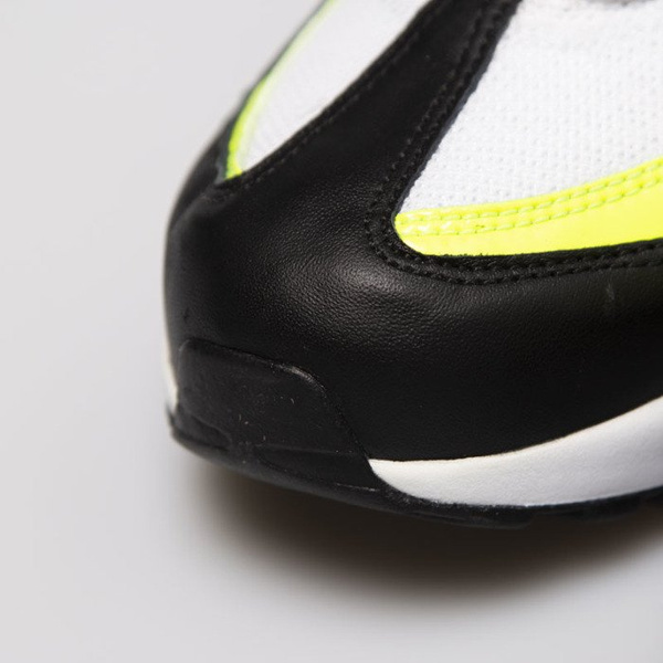 Sneakers buty Nike Air Max 95 black / aloe verde (AJ2018-004)