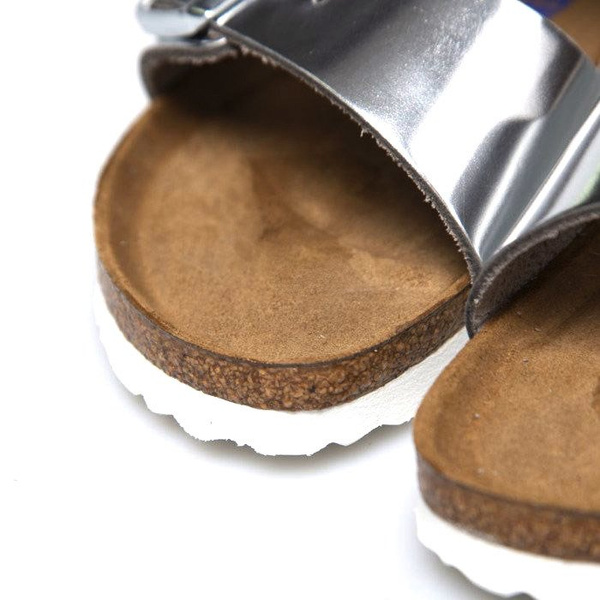 Klapki damskie Birkenstock Arizona BS Narrow Fit srebrne (1005961)