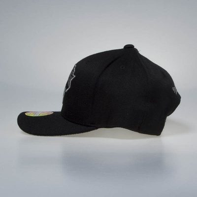 Mitchell & Ness snapback cap New York Knicks black Melange Logo 110 SB