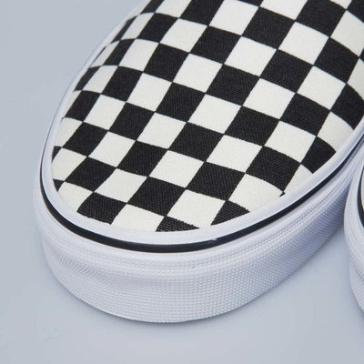 Sneakers buty Vans Classic Slip-On black and white checkerboard / white VN000EYEBWW