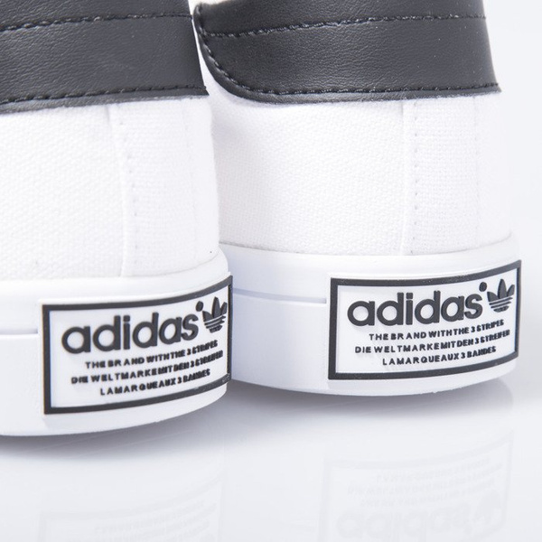 Sneakers buty Adidas Originals CourtVantage white / black (S78765)