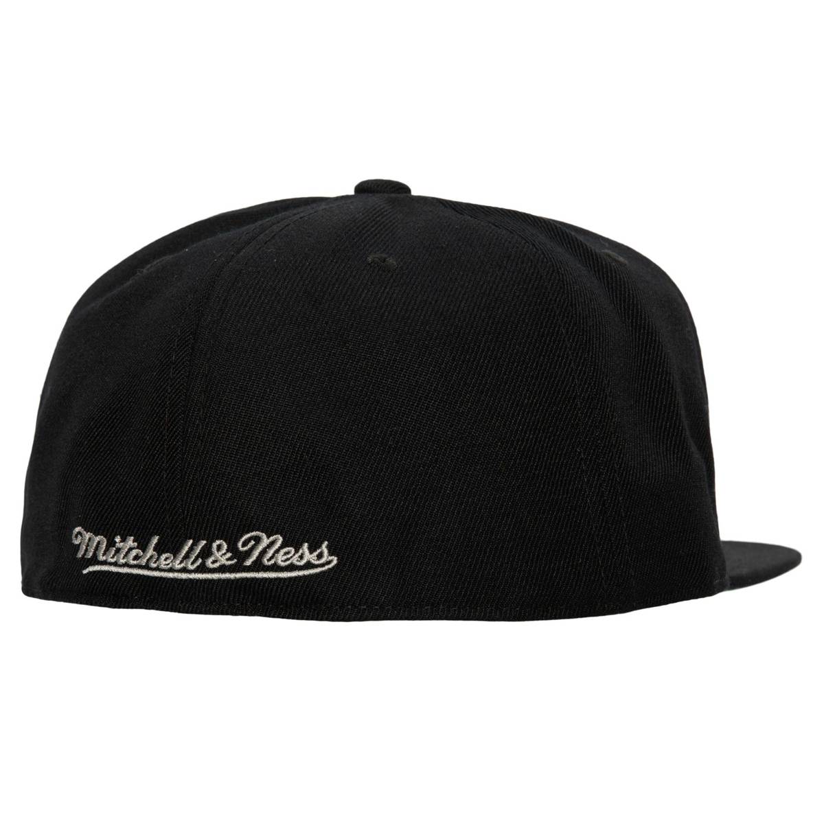 Mitchell & Ness Dynasty Foundation Fitted